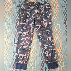 Nike Camo Joggers‎